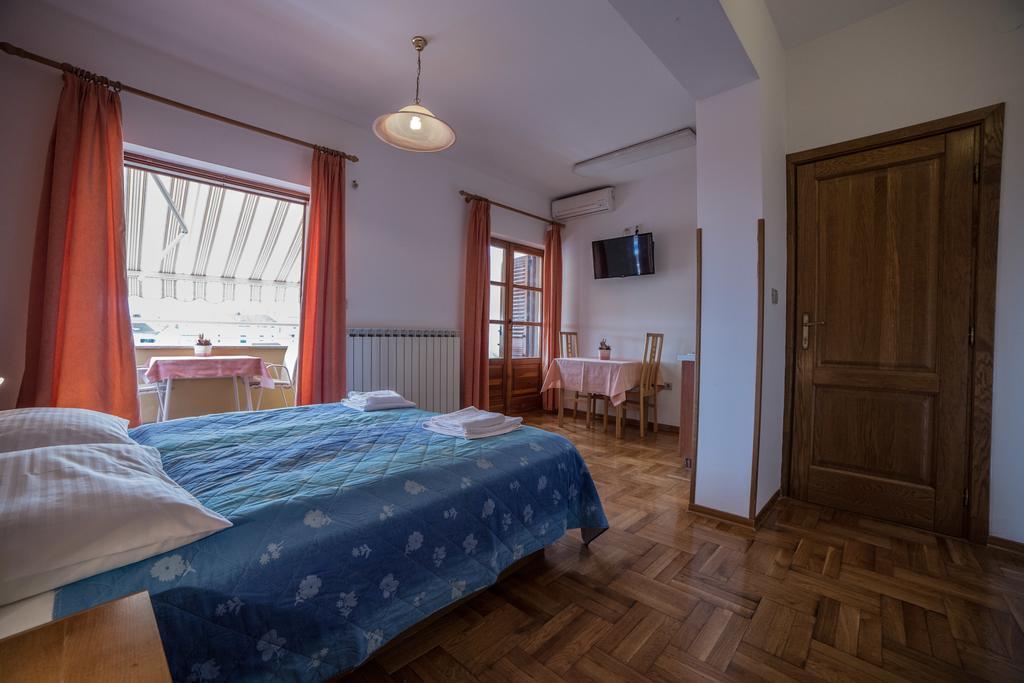 Pansion Valbruna Rovinj Chambre photo
